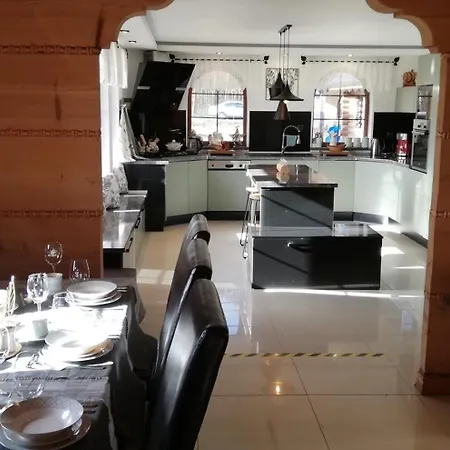 Vila Woodorf Drewnem Uslane - Dom Z Jacuzzi Nad Rzeka Slupia Wsrod Pol I Lasow Z Grillowa, Ogniskiem I Placami Zabaw Dla Dzieci