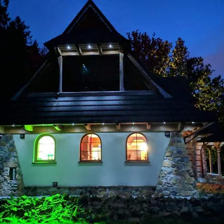 Vila Woodorf Drewnem Uslane - Dom Z Jacuzzi Nad Rzeka Slupia Wsrod Pol I Lasow Z Grillowa, Ogniskiem I Placami Zabaw Dla Dzieci *