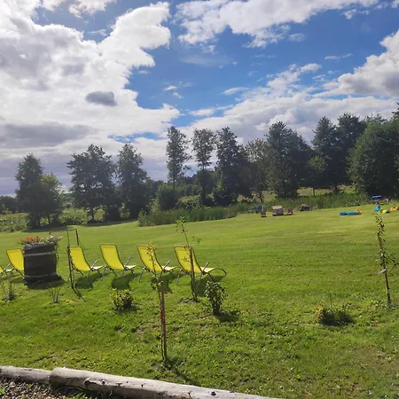 Woodorf Drewnem Uslane - Dom Z Jacuzzi Nad Rzeka Slupia Wsrod Pol I Lasow Z Grillowa, Ogniskiem I Placami Zabaw Dla Dzieci Ustka