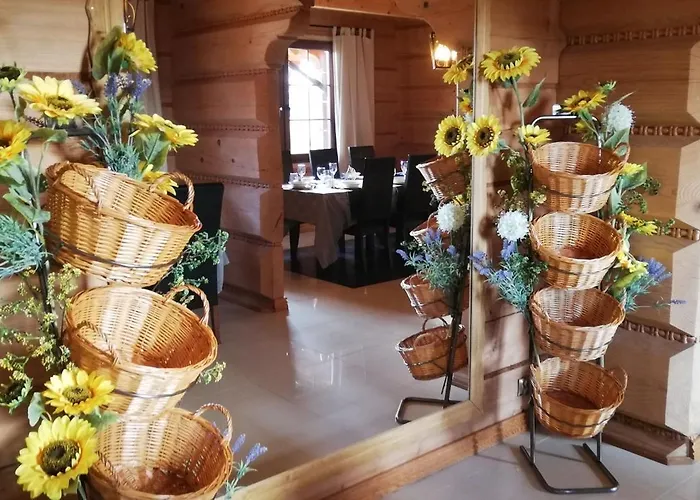 Woodorf Drewnem Uslane - Dom Z Jacuzzi Nad Rzeka Slupia Wsrod Pol I Lasow Z Grillowa, Ogniskiem I Placami Zabaw Dla Dzieci Villa Ustka