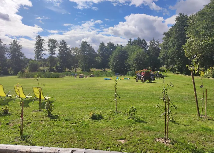 Woodorf Drewnem Uslane - Dom Z Jacuzzi Nad Rzeka Slupia Wsrod Pol I Lasow Z Grillowa, Ogniskiem I Placami Zabaw Dla Dzieci Villa Ustka