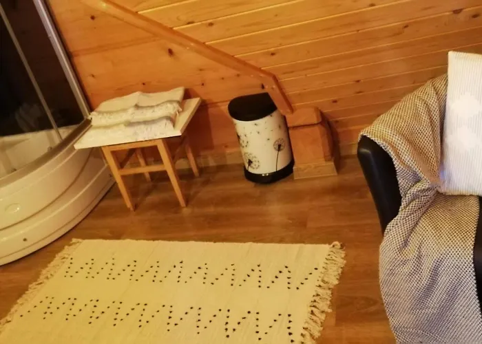 Villa Woodorf Drewnem Uslane - Dom Z Jacuzzi Nad Rzeka Slupia Wsrod Pol I Lasow Z Grillowa, Ogniskiem I Placami Zabaw Dla Dzieci Ustka