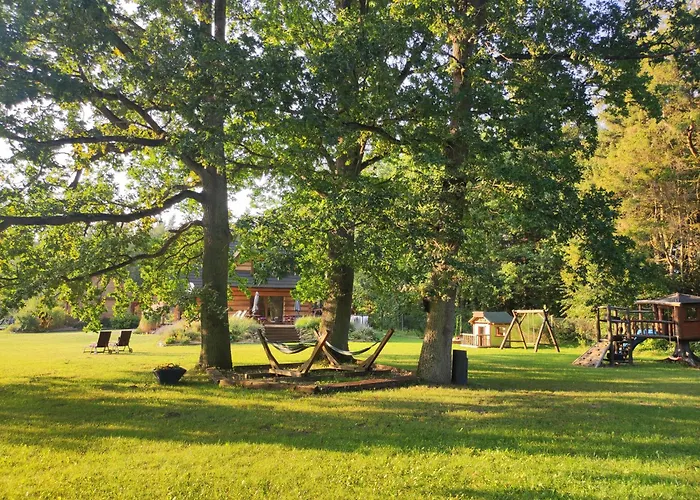 Woodorf Drewnem Uslane - Dom Z Jacuzzi Nad Rzeka Slupia Wsrod Pol I Lasow Z Grillowa, Ogniskiem I Placami Zabaw Dla Dzieci Villa Ustka