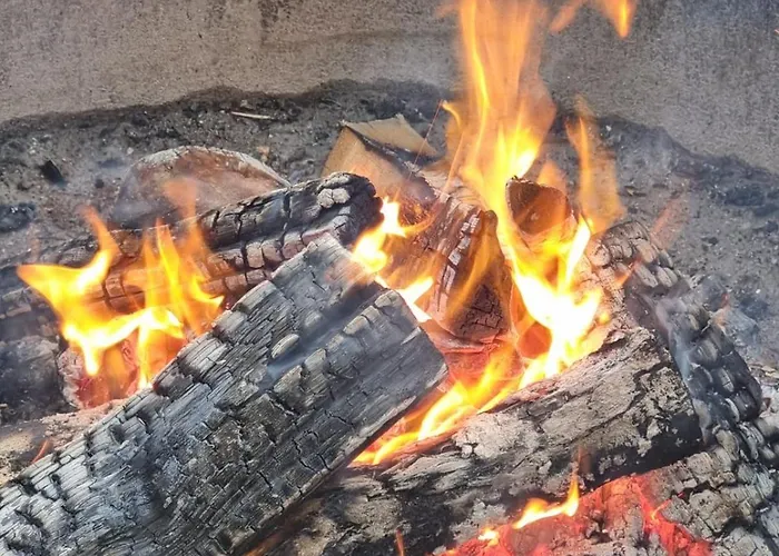 Woodorf Drewnem Uslane - Dom Z Jacuzzi Nad Rzeka Slupia Wsrod Pol I Lasow Z Grillowa, Ogniskiem I Placami Zabaw Dla Dzieci